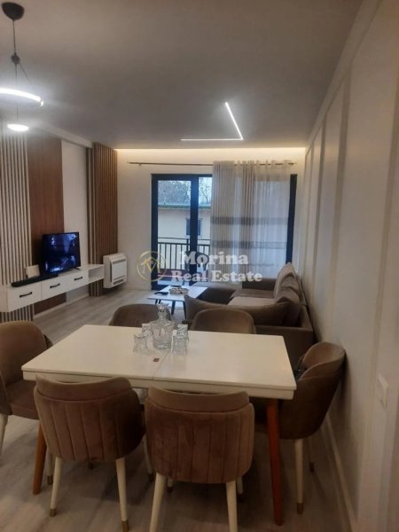 Tirane, jepet me qera apartament 2+1 Kati 3, 95 m² 800 € (Rruga e Dibres)