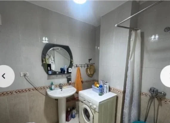 Tirane, jepet me qera apartament 1+1 Kati 12, 63 m² 680 € (RRUGA E BOGDANEVE)