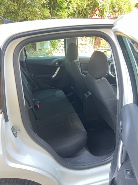 Fier, shes makine Citroen C3 Benzin, automatik Klima 161.000 km 3.800 €
