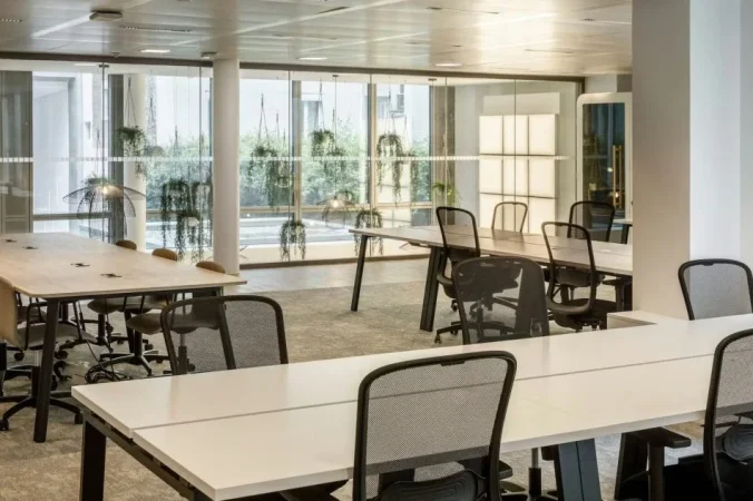 Tirane, jepet me qera ambjent biznesi , 534 m² 5.000 € (LAPRAKE)