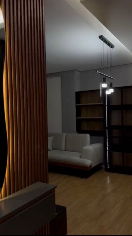 Tirane, jepet me qera apartament 2+1 , 90 m² 1.200 € (Rruga e Dibres)