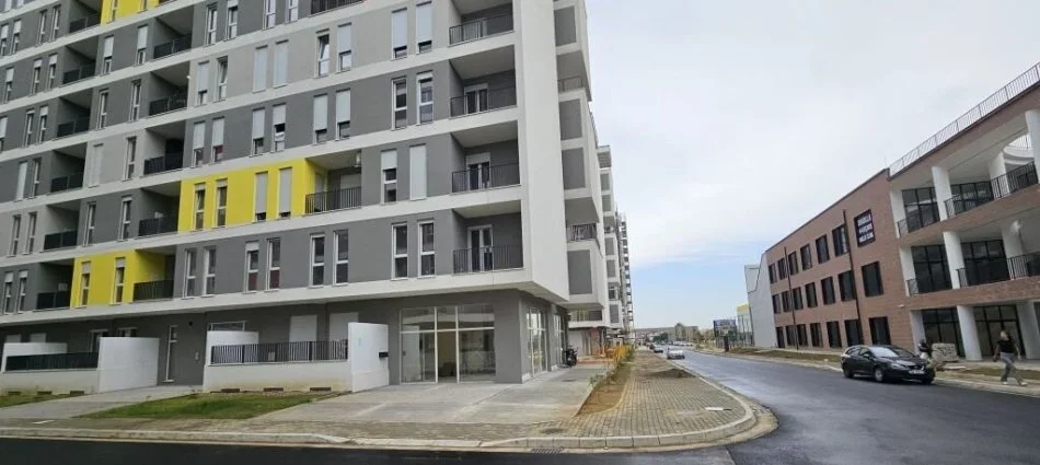 Tirane, shitet apartament 1+1 , 56 m² 67.000 € 