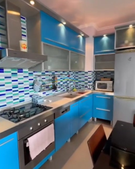 Durres, shitet apartament 2+1+2 Kati 7, 84 m² 300.000 € (Shkëmbi i Kavajës)