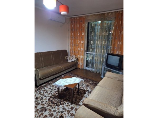 Tirane, jepet me qera apartament 1+1 Kati 4, 70 m² 450 € 