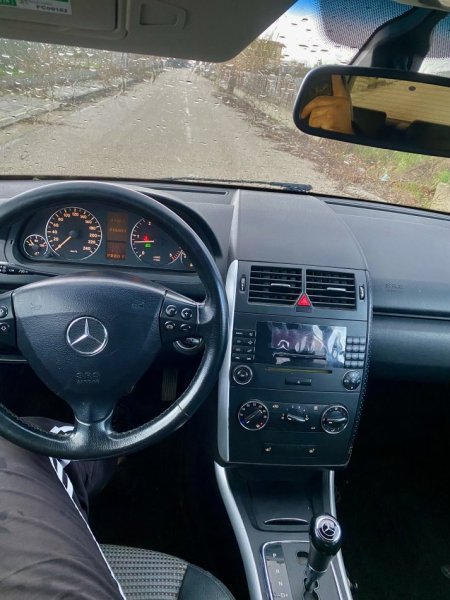 Kavaje, shes makine A class 180 cdi Nafte, gri metalizato automatik Kondicioner 216.000 km 2.700 €