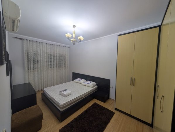 Tirane, jepet me qera apartament 2+1 Kati 6, 120 m² 550 € (Myslym Shyri)