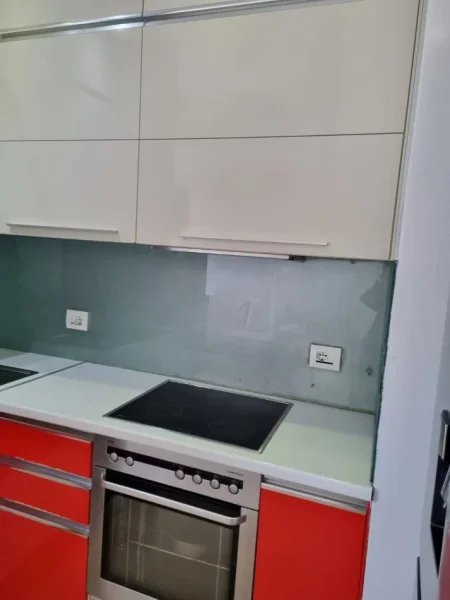 Tirane, jepet me qera apartament 2+1+Ballkon Kati 6, 73 m² 600 € (idriz dollaku)