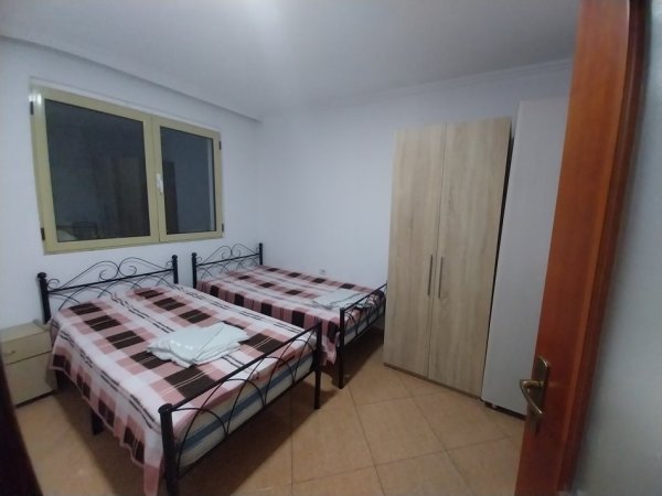 Tirane, jepet me qera apartament 1+1+Aneks+Ballkon Kati 4, 57 m² 410 € (Blv Gjergj Fishta Qëndër)