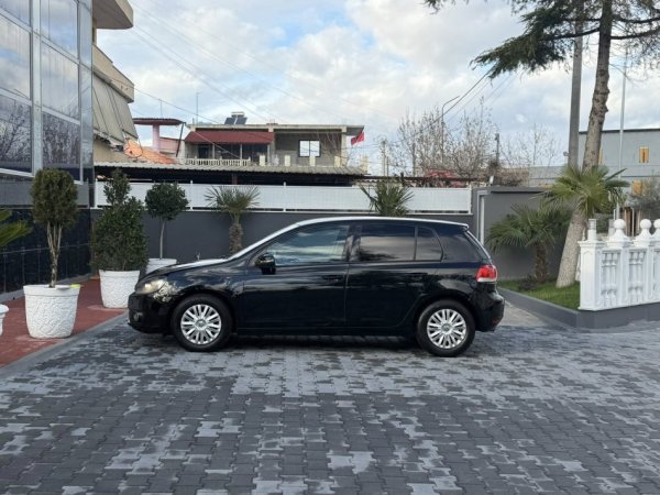 Fier, shes VW GOLF 6-1.6 DIESEL TDI-ME DOGAN TE PAGUAR GATI PER TARGA-MANUAL-4500 EURO-069 44 00 305 Nafte, gri metalizato, Kondicioner 200.000 km 4.500 €