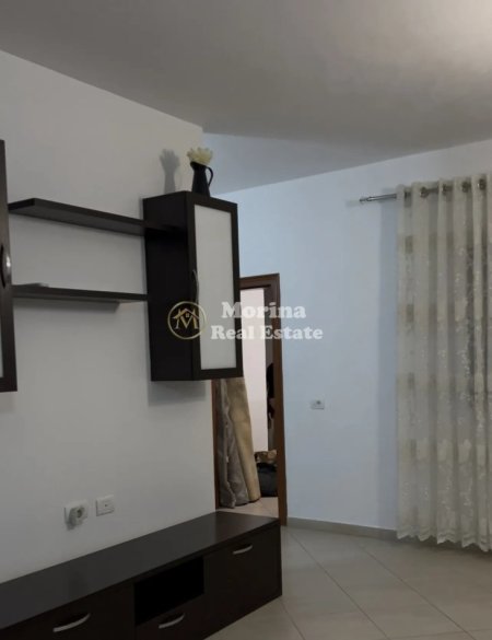 Tirane, jepet me qera Vile 2+1 Kati 2, 120 m² 600 € (Misto Mame)