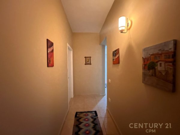 Tirane, jepet me qera apartament 2+1 Kati 2, 62 m² 600 € (Kopshti Zoologjik bot130568)