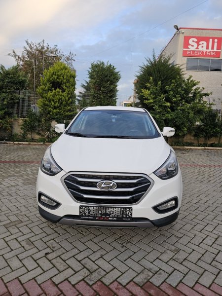 Fier, shes makine Hyundai Tucson Nafte, e bardhë automatik 9.200 €