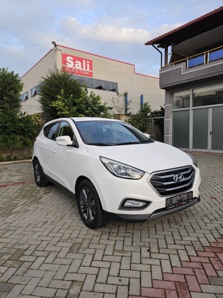 Fier, shes makine Hyundai Tucson Nafte, e bardhë automatik 9.200 €