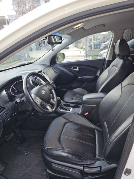 Fier, shes makine Hyundai Tucson Nafte, e bardhë automatik 9.200 €
