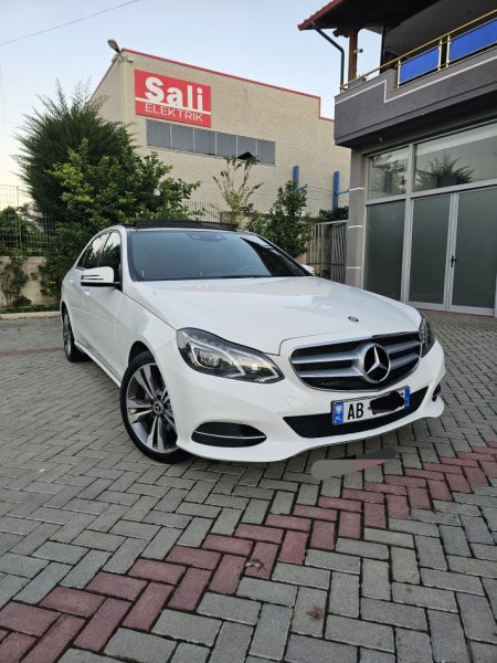 Fier, shes makine Mercedes E 250 cdi 4 matic, Nafte, e bardhë automatik 12.500 €