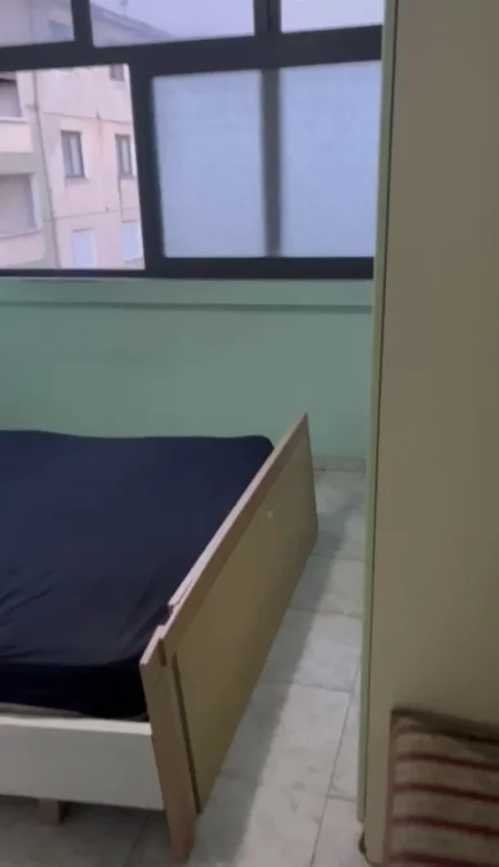 Tirane, jepet me qera apartament 1+1 Kati 5, 55 m² 400 € (Ish Parku ,21 Dhjetori)