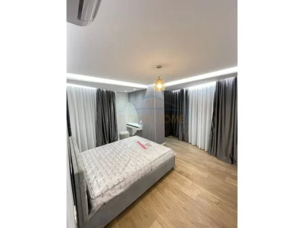 Tirane, jepet me qera apartament Kati 4, 86 m² 1.100 €