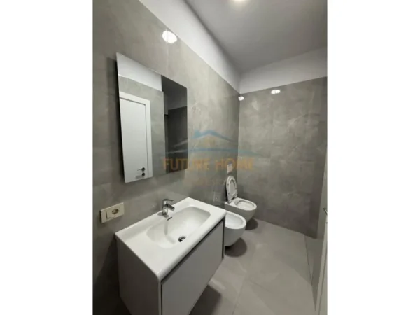 Tirane, jepet me qera apartament Kati 4, 86 m² 1.100 €
