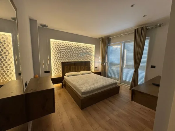 Tirane, jepet me qera apartament Kati 5, 108 m² 1.000 €