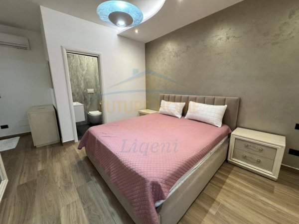 Tirane, jepet me qera apartament Kati 0, 100 m² 1.700 € 