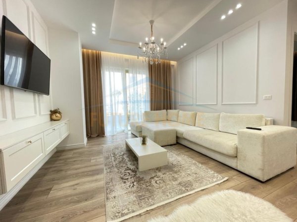 Tirane, jepet me qera apartament Kati 8, 105 m² 2.100 €