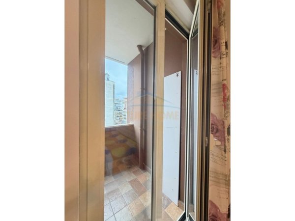 Tirane, jepet me qera apartament Kati 4, 87 m² 600 € 