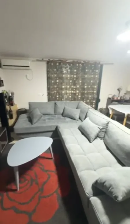 Tirane, jepet me qera apartament 1+1 Kati 4, 75 m² 500 € (Fondacioni Eleonor, Kodra e Diellit)