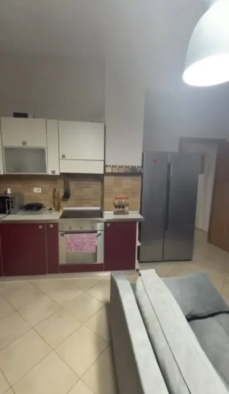 Tirane, jepet me qera apartament 1+1 Kati 4, 75 m² 500 € (Fondacioni Eleonor, Kodra e Diellit)