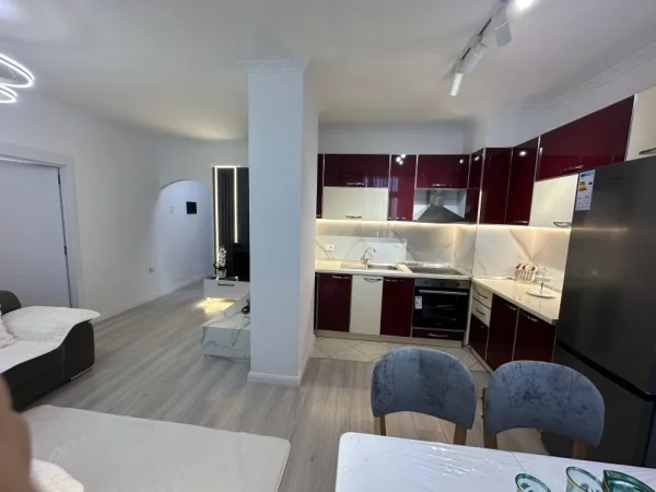 Tirane, shitet apartament 1+1+Ballkon Kati 5, 55 m² 95.000 € (Misto Mame)