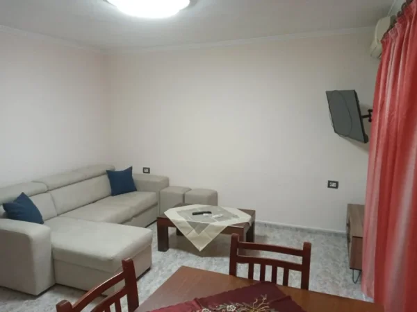 Tirane, jepet me qera apartament Kati 1, 72 m² 500 € 