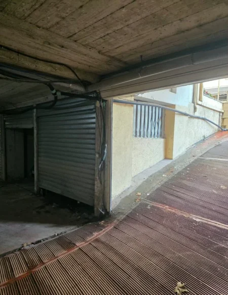 Tirane, shitet garazh | post parkimi Kati -1, 18 m² (Astir, Rruga Aleksandri i Madh)