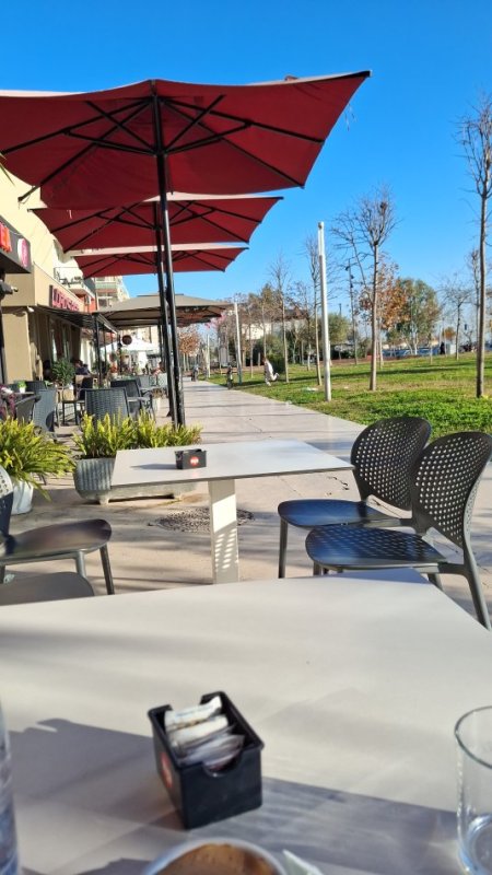 Durres, jepet me qera apartament 1+1+Ballkon Kati 6, 76 m² 350 € (Rruga Dalip Peza, prane ujesjellesit)