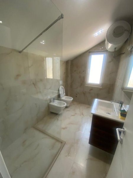 !!SUPER OKAZION!!, shitet nga Pronari, pa-komision apartament duplex 3+1+Ballkon Kati 5, 135 m² 155.000 € (Don Bosko pas Kompleksit Panorama)