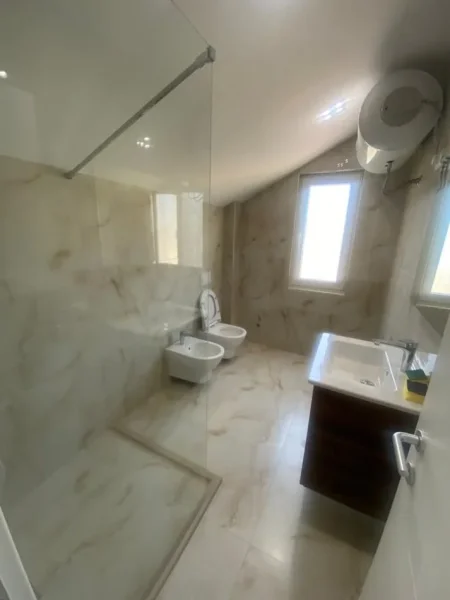 !!SUPER OKAZION!!, shitet nga Pronari, pa-komision apartament duplex 3+1+Ballkon Kati 5, 135 m² 155.000 € (Don Bosko pas Kompleksit Panorama)