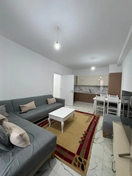 Apartament 2+1 Kati 3, 98 m² 500 € (Univers City)