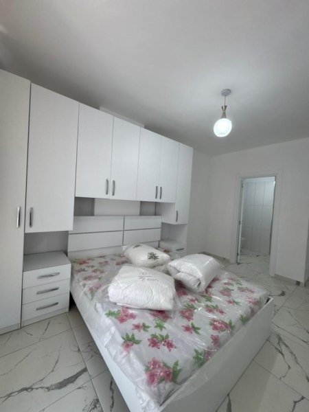 Apartament 2+1 Kati 3, 98 m² 500 € (Univers City)