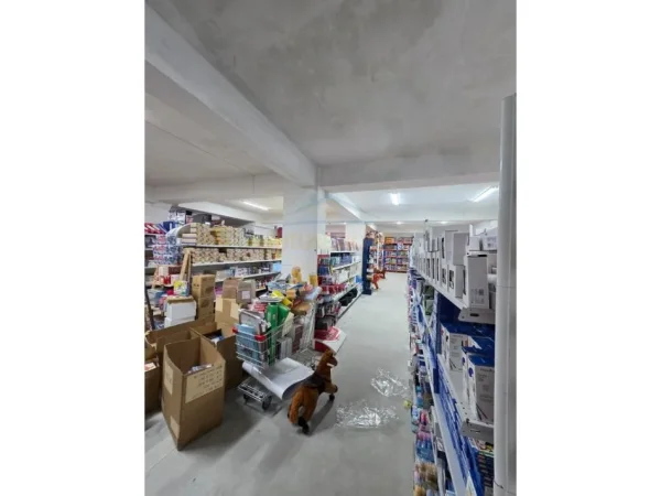 Tirane, shitet Kati -1, 1.372 m² 864.360 €