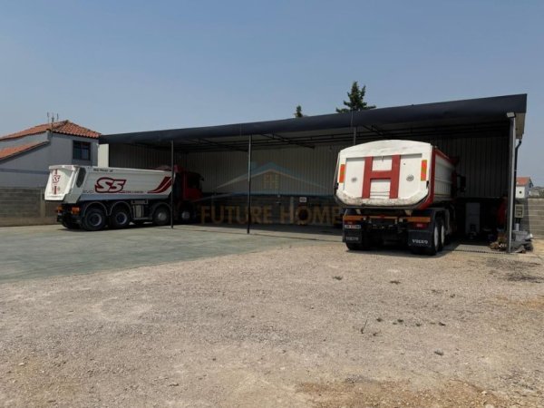 Tirane, jepet me qera Kati 0, 189 m² 1.000 €