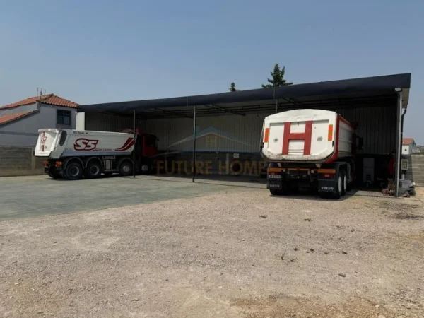 Tirane, jepet me qera Kati 0, 189 m² 1.000 €