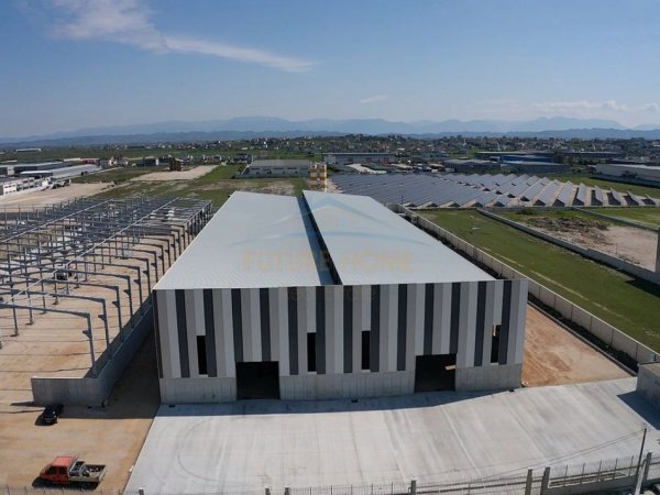 Durres, jepet me qera Kati 0, 5.000 m² 15.000 €