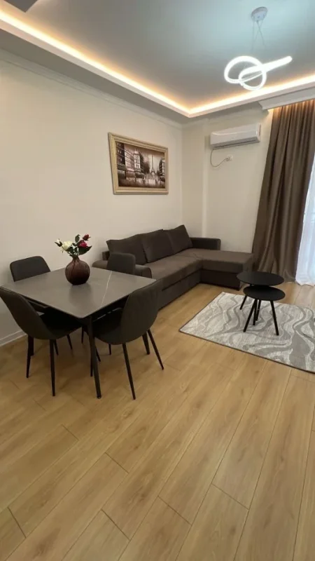 Tirane, jepet me qera apartament 1+1 Kati 6, 62 m² 400 € (Rruga” Shefqet Kuka”)