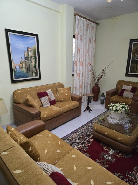 EKSKLUZIVE!TIRANË:SHITET SHTËPI 2 KATËSHE,FORMA 2+1+Ballkon,SIPERFAQE NDERTIMI 277 m²,TOKË 820 M2,ÇMIMI 560.000 € (RESTORANT FRESKU,RRUGA MUHAMET DELIU)