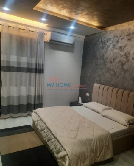 Tirane, jepet me qera apartament 2+1+Ballkon Kati 3, 127 m² 750 € (Rruga e Dibres)