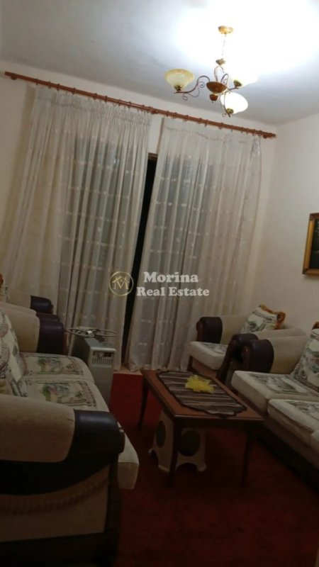 Tirane, jepet me qera apartament 1+1 Kati 2, 59 m² 353 € (Kinostudio)