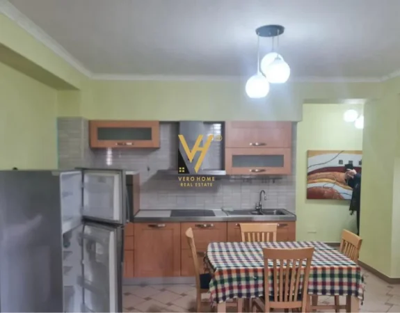 Tirane, jepet me qera apartament 2+1+Ballkon Kati 2, 74 m² 650 € (RRUGA MIHAL DURI)