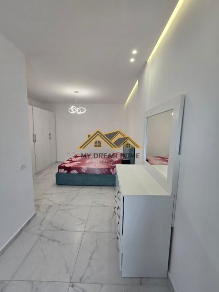 Durres, jepet me qera apartament 2+1+Ballkon Kati 2, 80 m² 600 € (PLAZH)