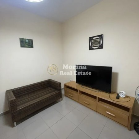 Tirane, jepet me qera shtepi 1+1 Kati 3, 50 m² 300 € (Spitali Amerikan 2)