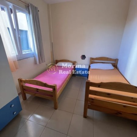Tirane, jepet me qera shtepi 1+1 Kati 3, 50 m² 300 € (Spitali Amerikan 2)