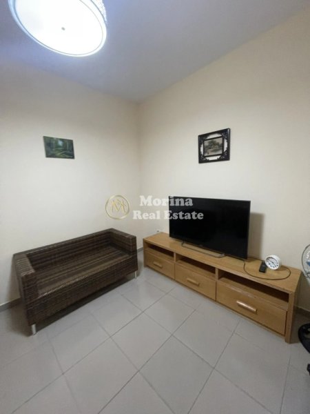 Tirane, jepet me qera shtepi 1+1 Kati 3, 50 m² 300 € (Spitali Amerikan 2)