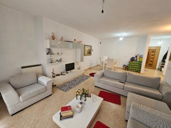 Durres, shitet apartament 2+1+Aneks+Ballkon Kati 7, 110 m² 140.000 € 